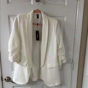 Venti6 Moda Off-White Open-Front Blazer with Shawl Collar